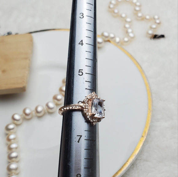 💫 MUST SEE STUNNING RING SIZE 6 - Picture 9 of 9